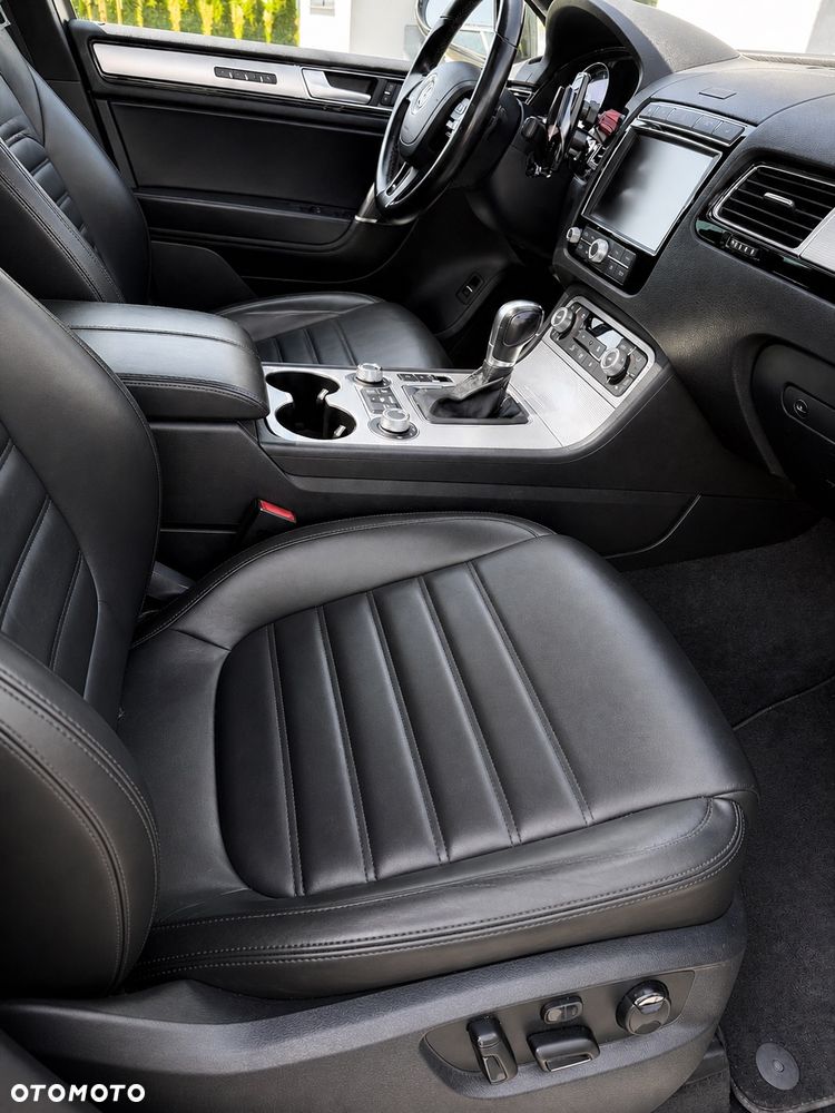 Volkswagen Touareg 3.0 V6 TDI BMT Business Line - 6