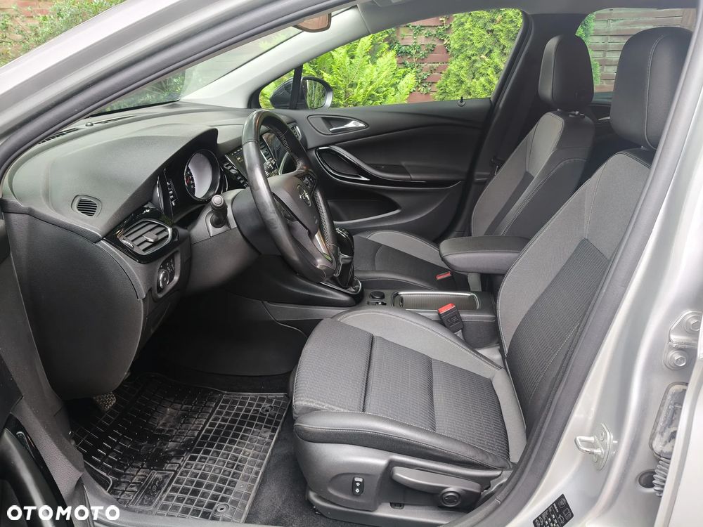 Opel Astra 1.2 T Business Elegance S&S - 15
