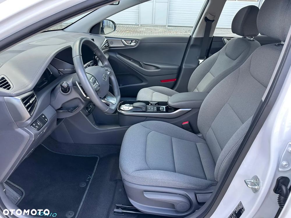 Hyundai IONIQ electric Premium - 27