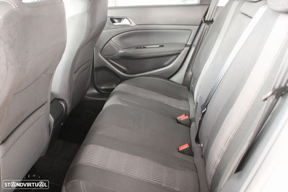 Peugeot 308 SW 1.5 BlueHDi Allure - 15