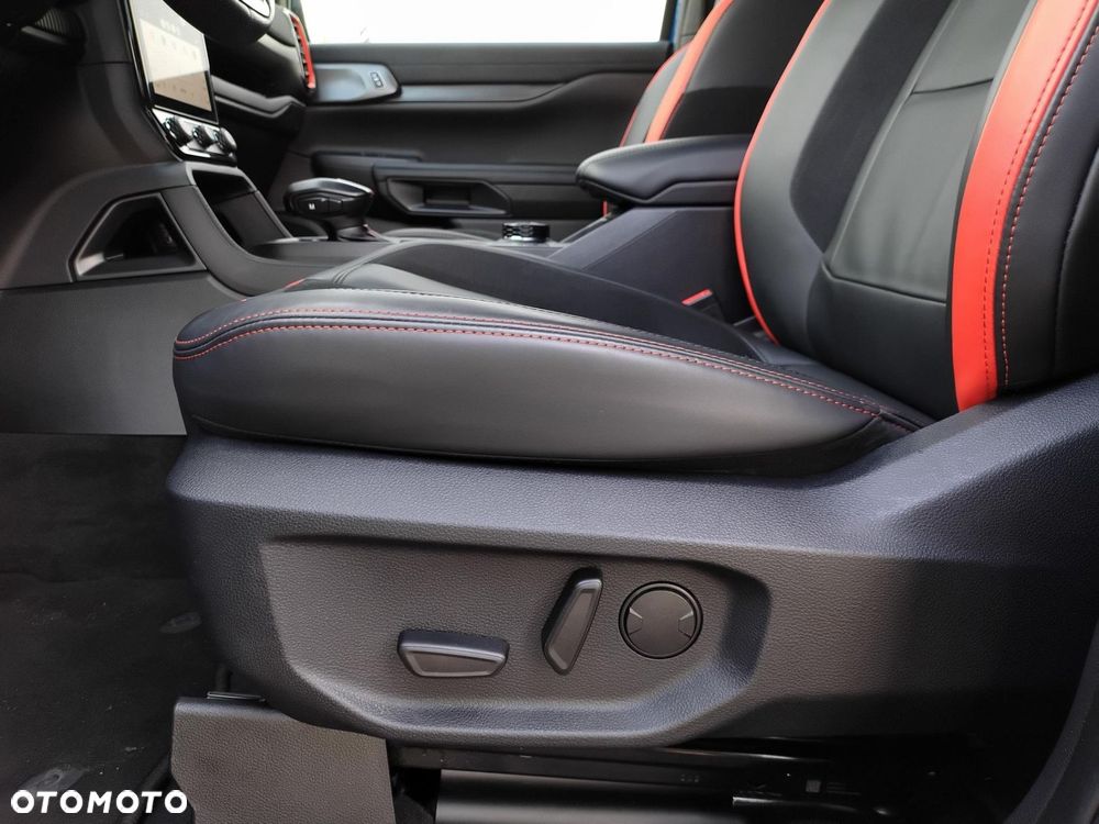 Ford Ranger Raptor - 25