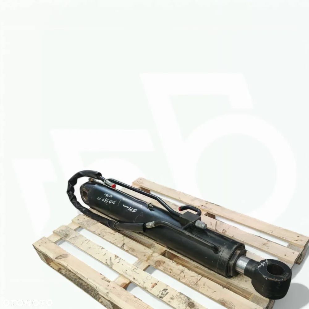 Siłownik Główny Ramienia JCB 538-70 - 6