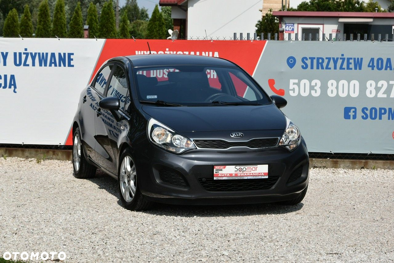 Kia Rio - 7