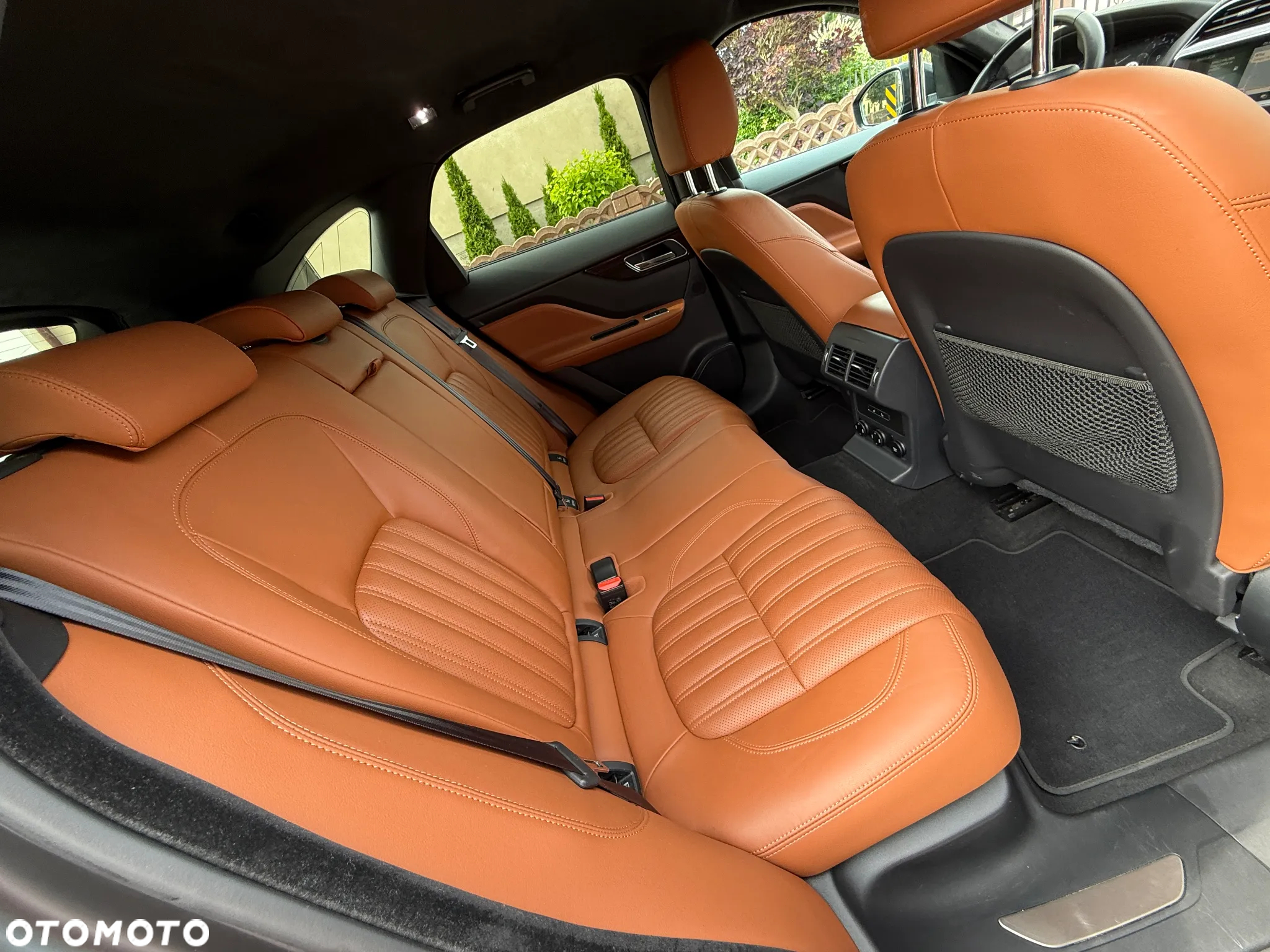 Jaguar F-Pace 2.0 i4P AWD Portfolio - 31
