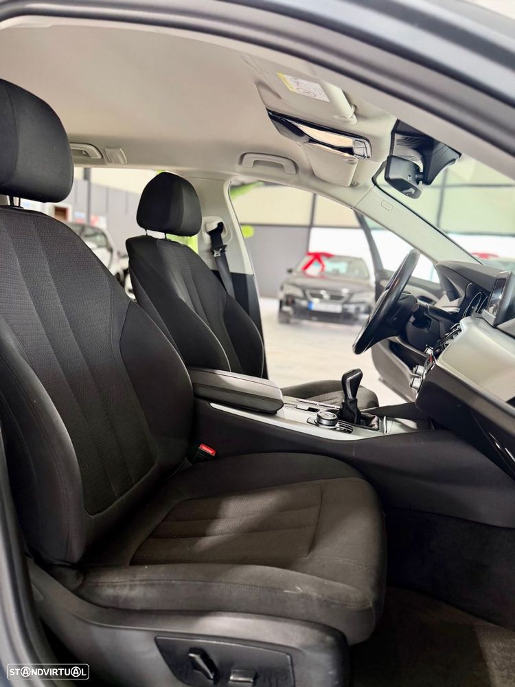 BMW 520 d Line Luxury - 22