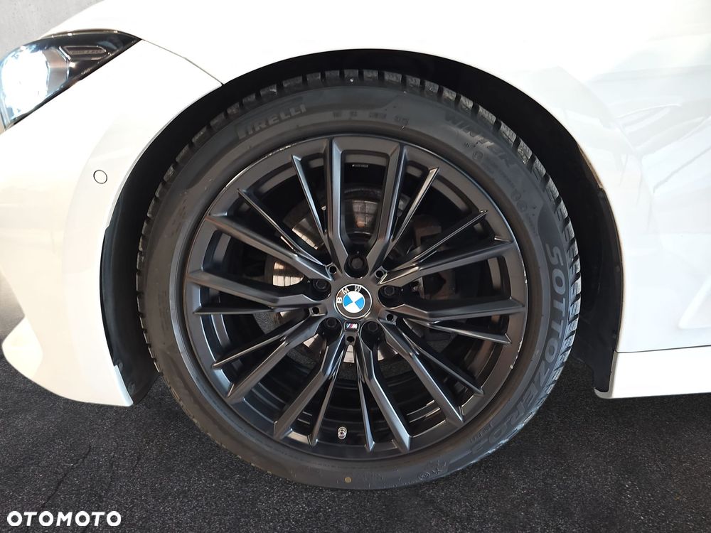 BMW Seria 3 318i Sport Line - 8