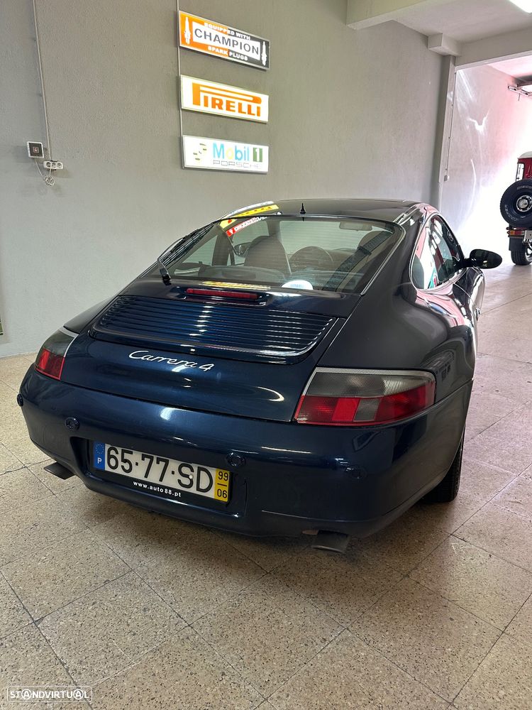 Porsche 911 (996) - 7