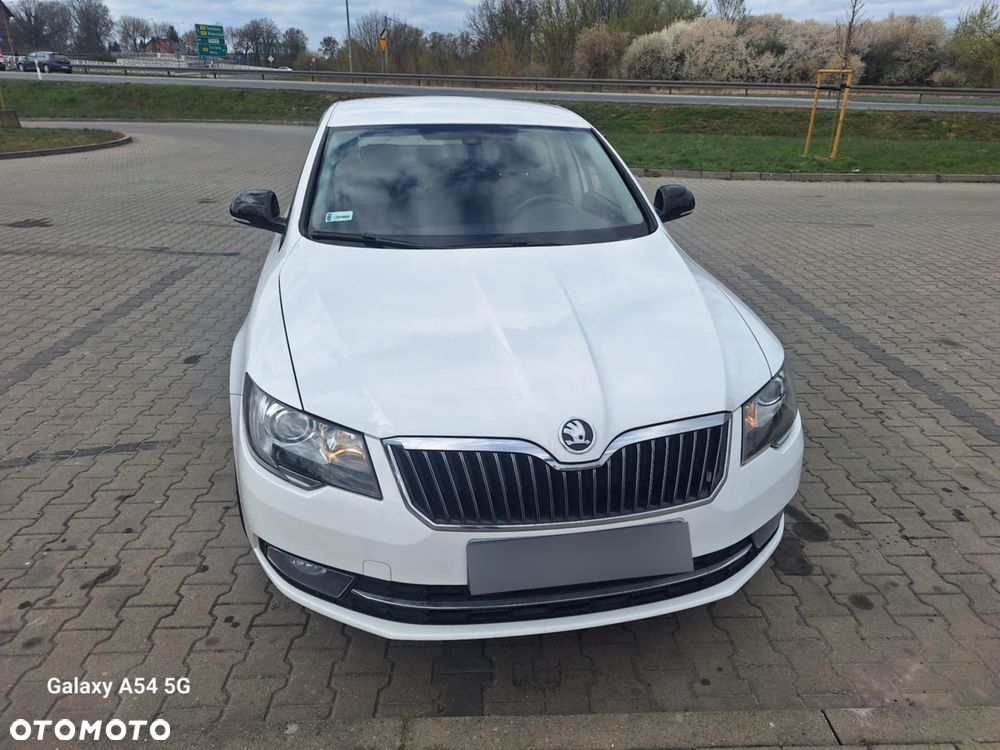 Skoda Superb 2.0 TDI Comfort - 9