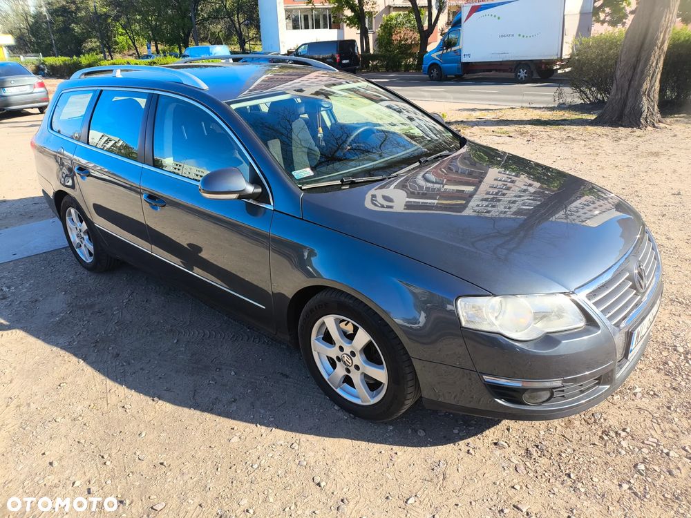 Volkswagen Passat 1.8 TSI Comfortline - 1