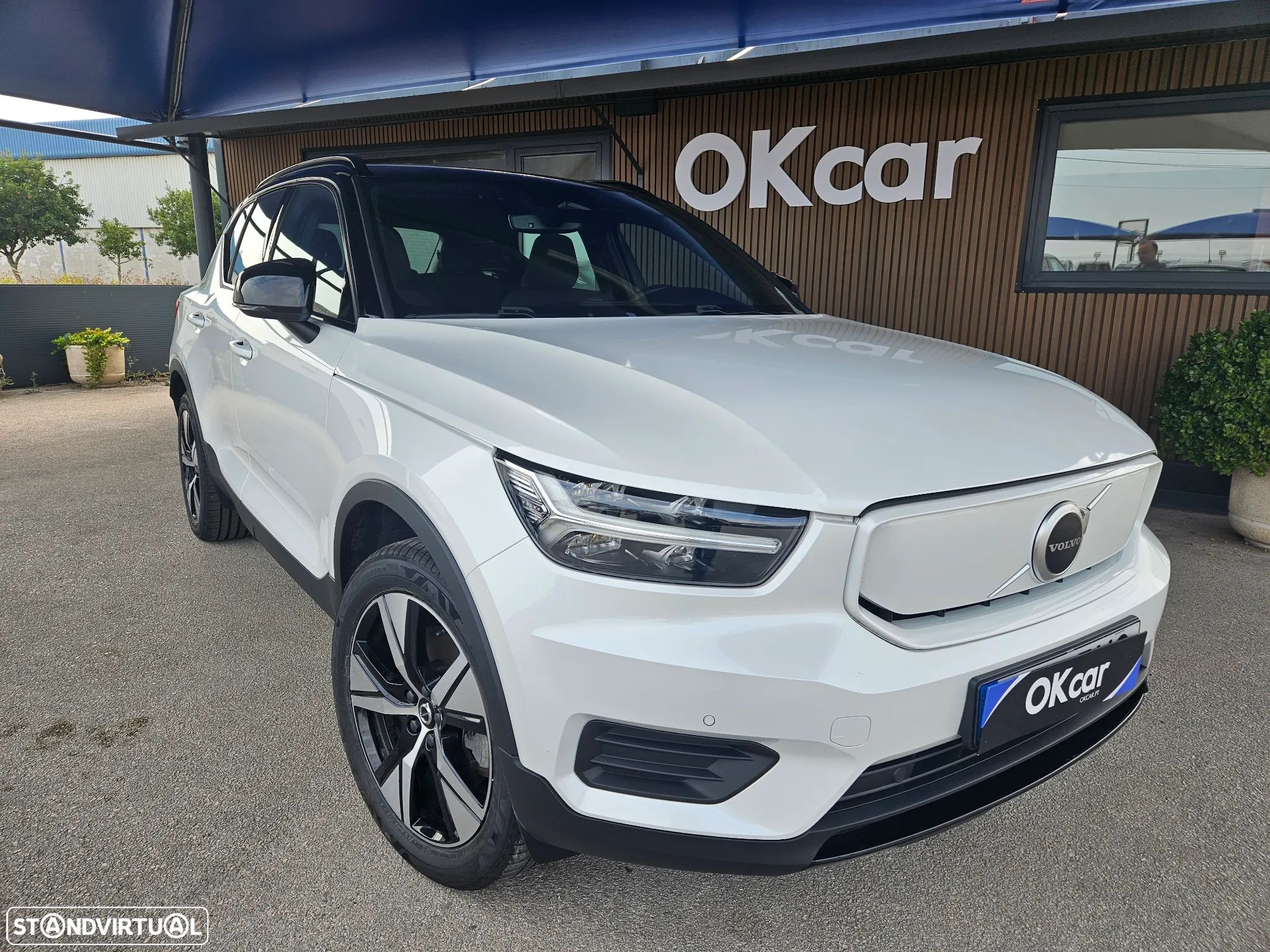 Volvo XC 40 Recharge Plus - 1