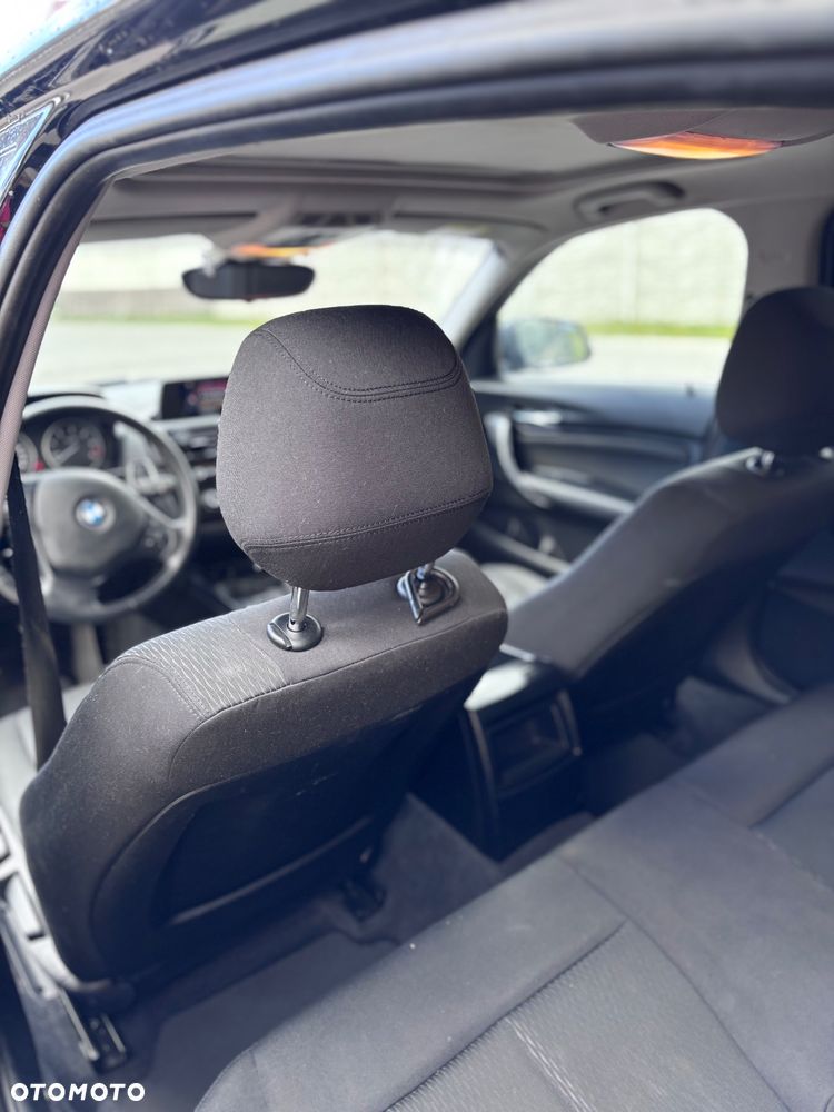 BMW Seria 1 118d - 22