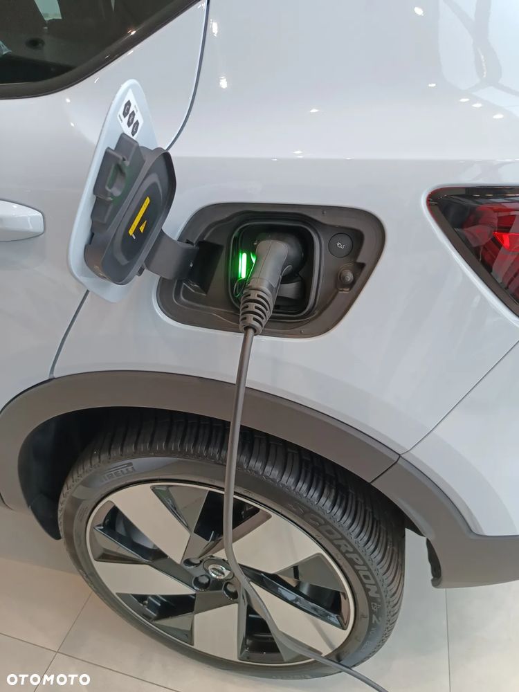 Volvo C40 Recharge Extended Range Plus - 10