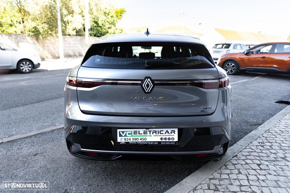 Renault Megane E-Tech 2023 photo 4