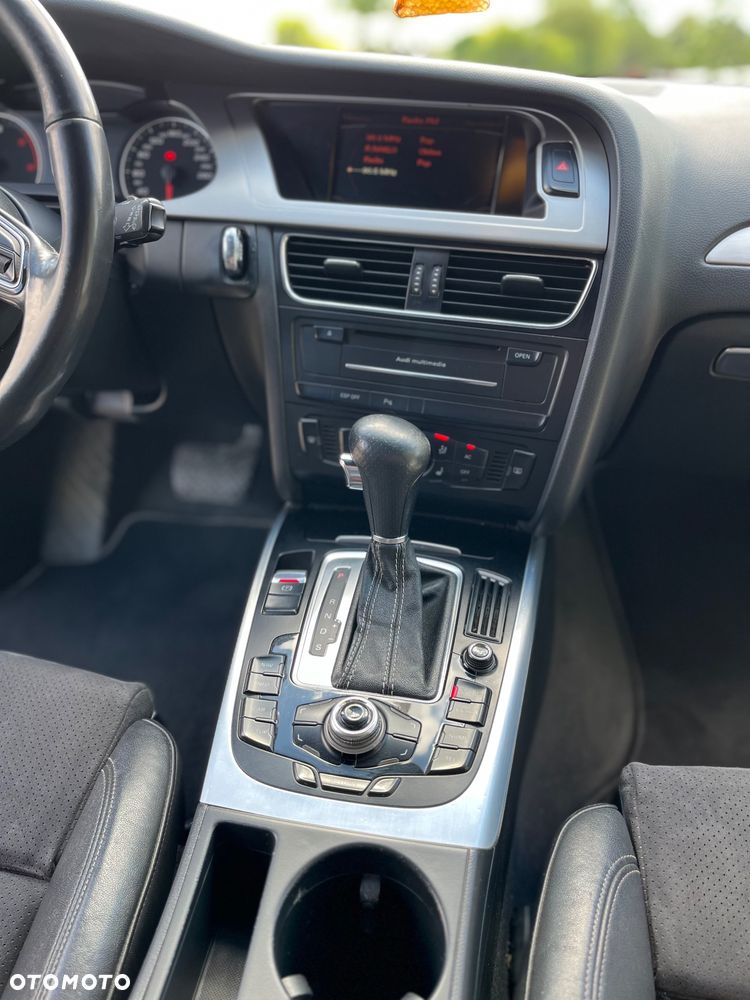 Audi A4 Avant 3.0 TDI Quattro Tiptronic - 11