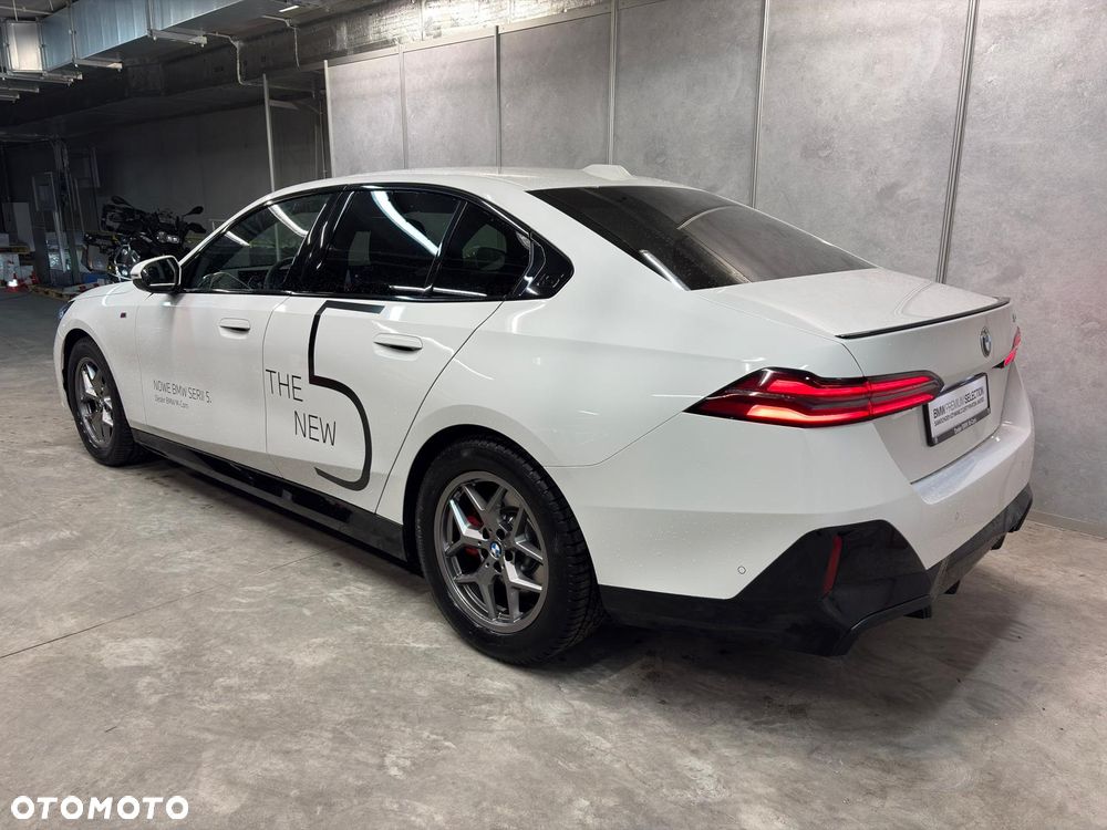 BMW Seria 5 520d mHEV M Sport - 5