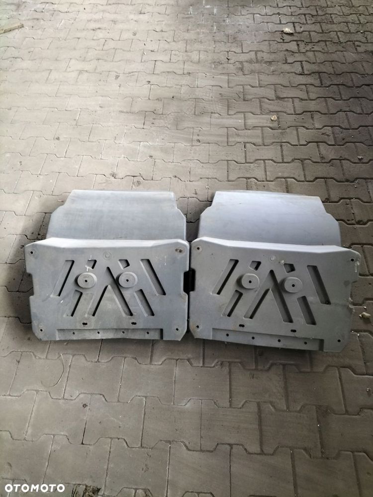 chlapacz błotnik przedni mercedes atego - 1