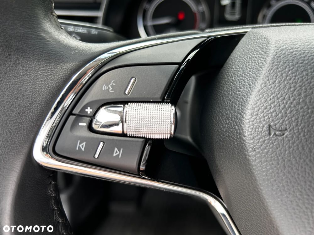 Skoda Kamiq 1.0 TSI Ambition DSG - 18