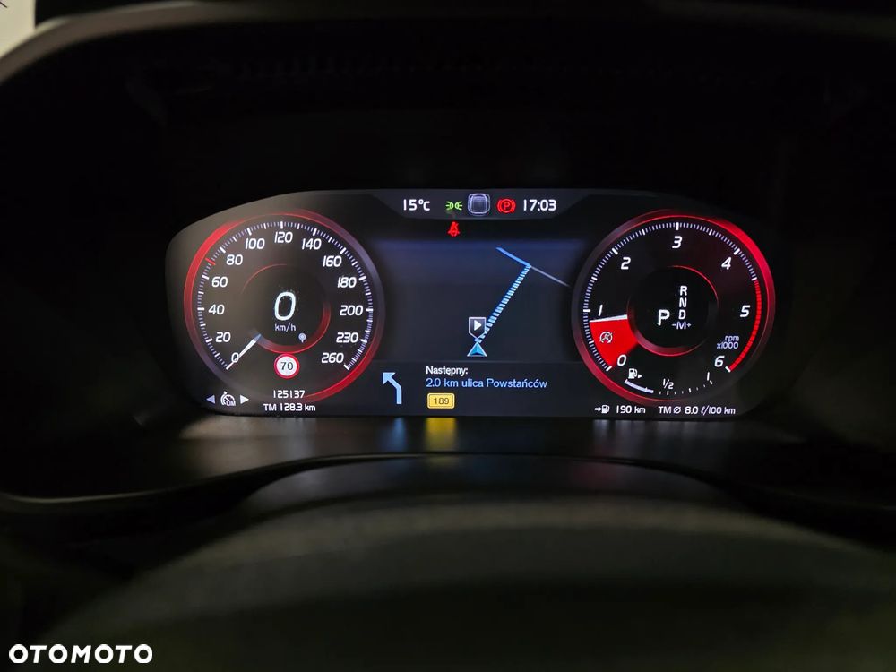 Volvo XC 40 D3 SCR R-Design - 16