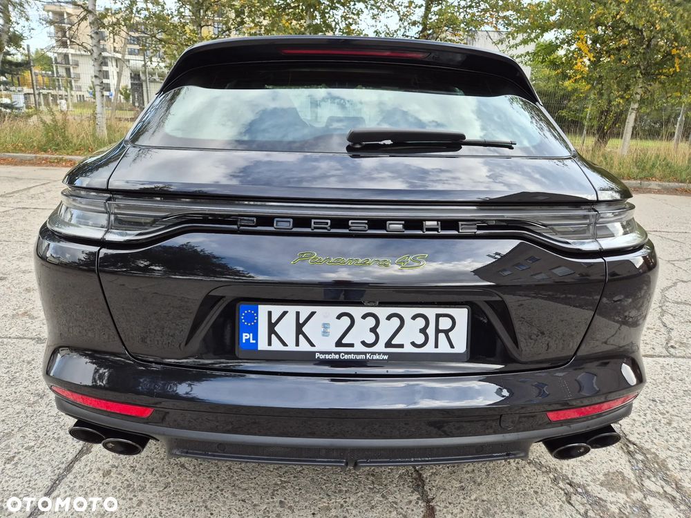 Porsche Panamera - 36