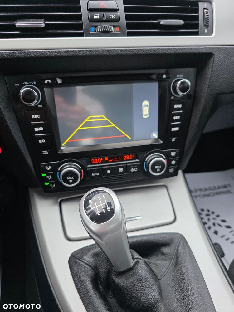 BMW Seria 3 318d DPF Edition Sport - 16