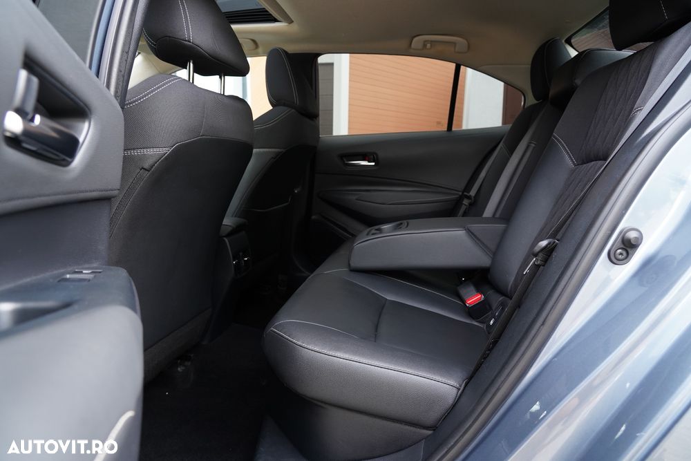 Toyota Corolla 1.8 HSD Exclusive tapiterie Neagra - 9