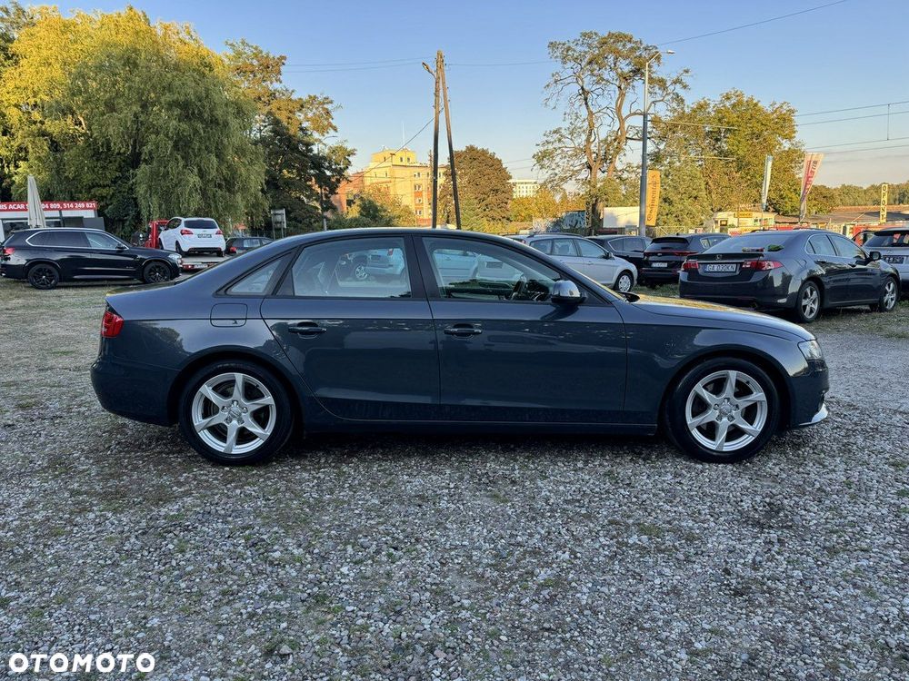 Audi A4 Limousine - 31