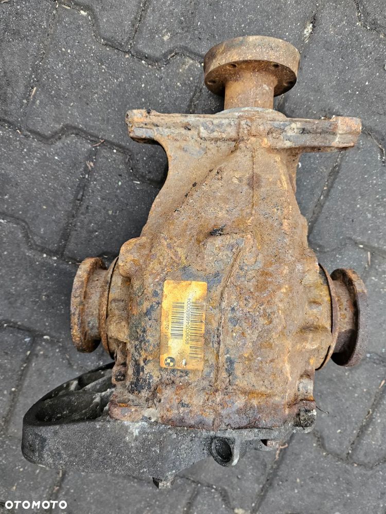 BMW E60  E61  2.0 D 2.0D most dyfer dyferencjał 2,56 7562711/02 - 1