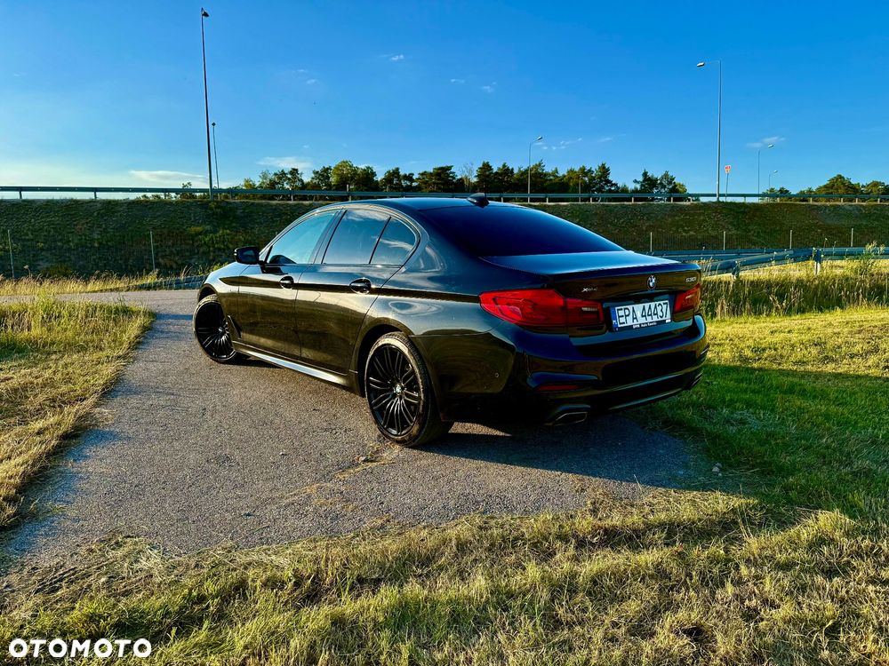 BMW Seria 5 530i xDrive M Sport sport - 3