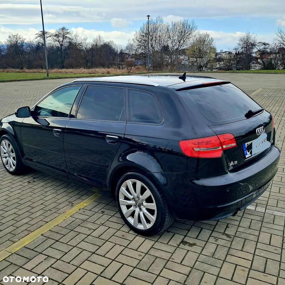 Audi A3 Sportback 2.0 TDI DPF Ambiente - 6