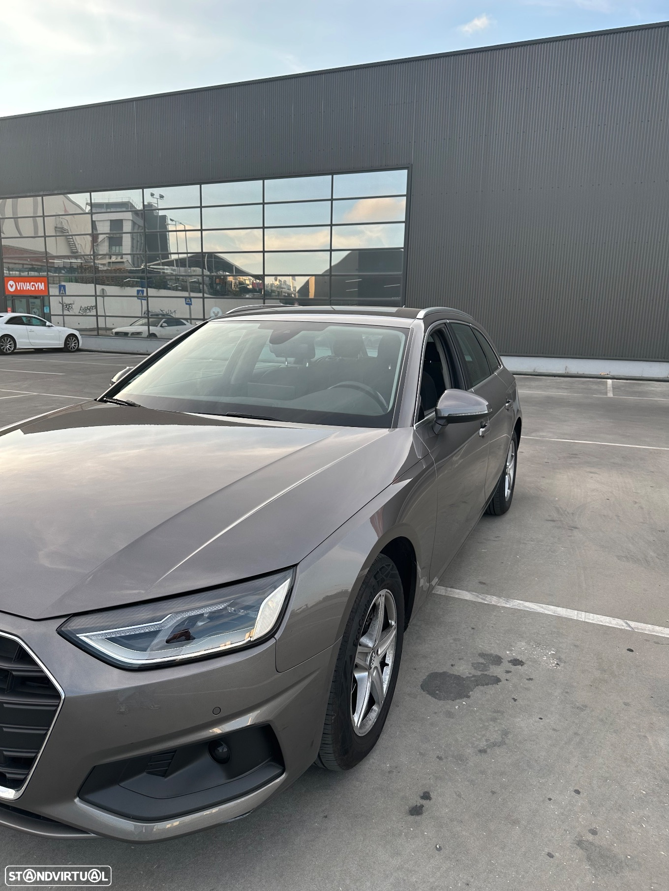Audi A4 Avant 35 TDI Advanced S tronic - 3
