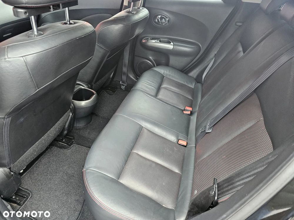 Nissan Juke 1.6 T Tekna - 23