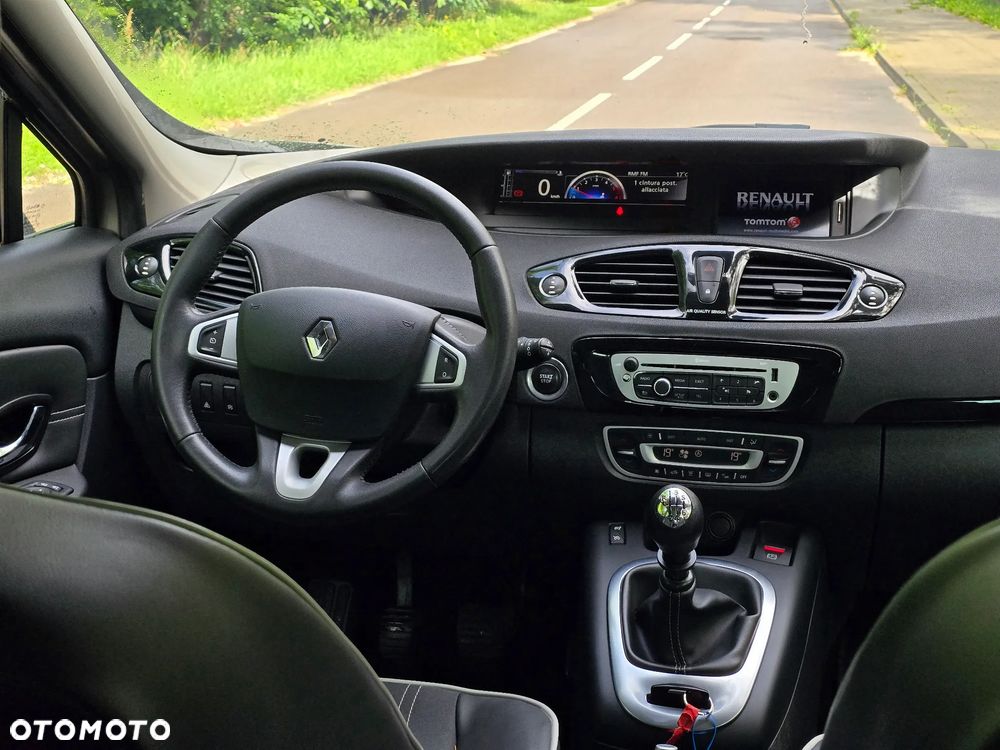 Renault Scenic Energy dCi 130 S&S Xmod Bose Edition - 28