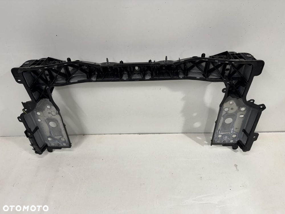 Pas przód  Renault Megane e tech 625004819R - 4