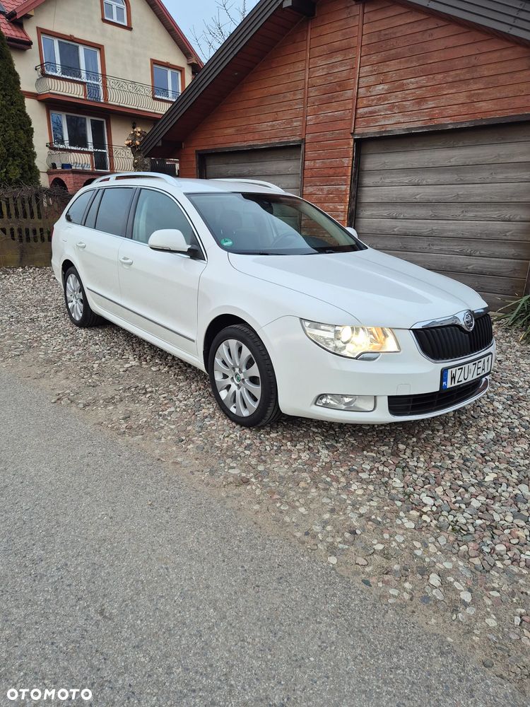 Skoda Superb 2.0 TDI Elegance DSG - 1