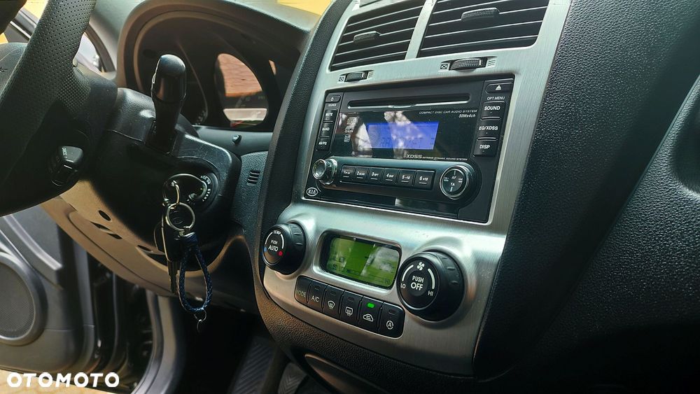 Kia Sportage 2.0 Freedom + - 26