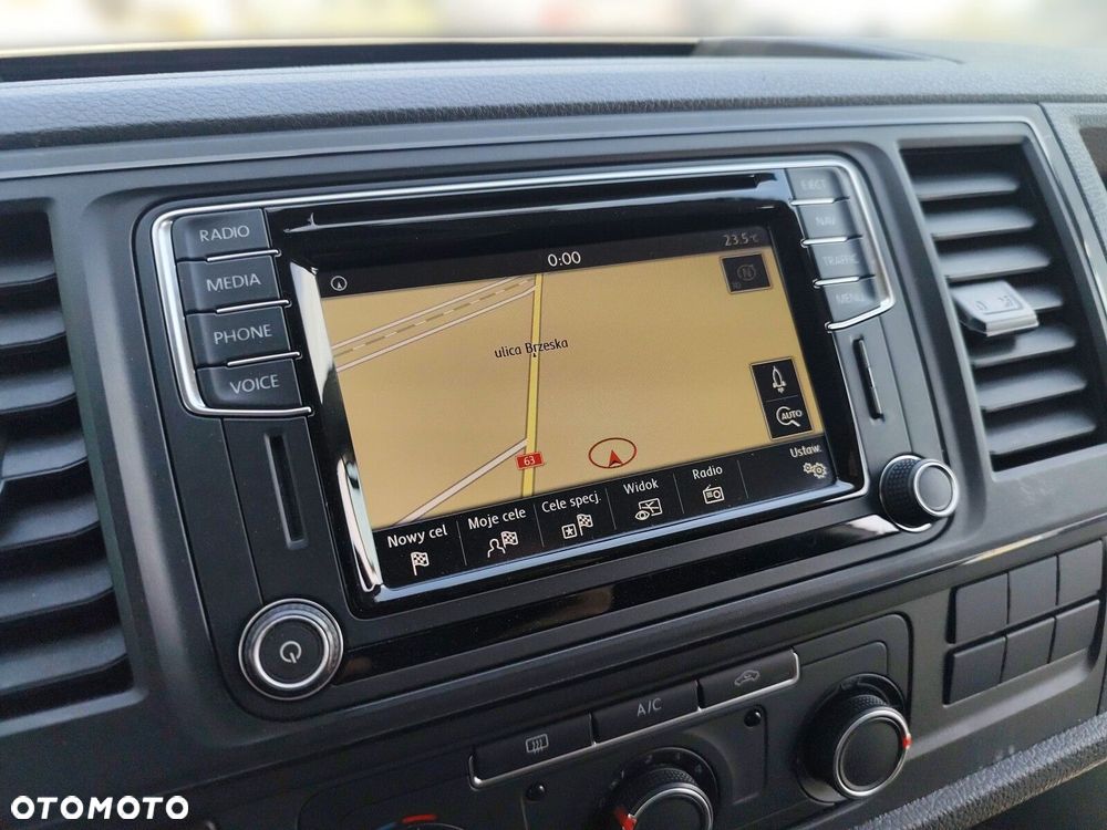 Volkswagen Transporter - 25