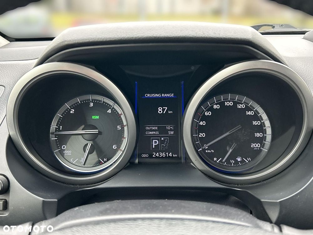 Toyota Land Cruiser LC 2.8 D-4D Invincible - 13