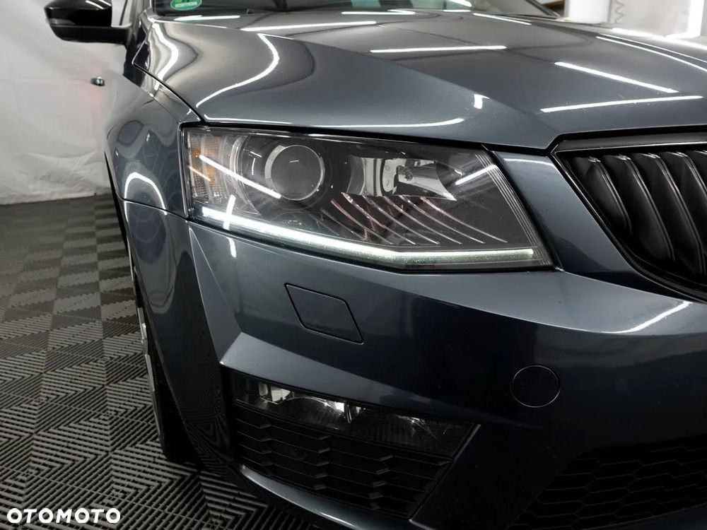 Skoda Octavia 2.0 TDI 4x4 RS Challenge DSG - 27
