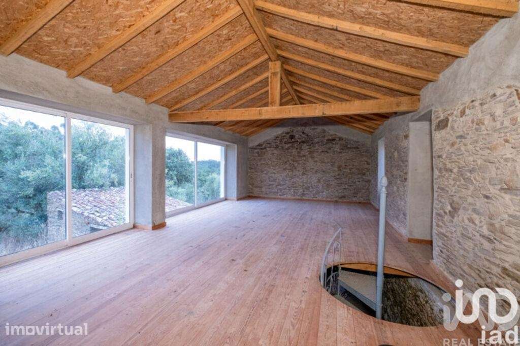 Casa / Villa em Serra e Junceira de 160 m2 - Grande imagem: 2/21