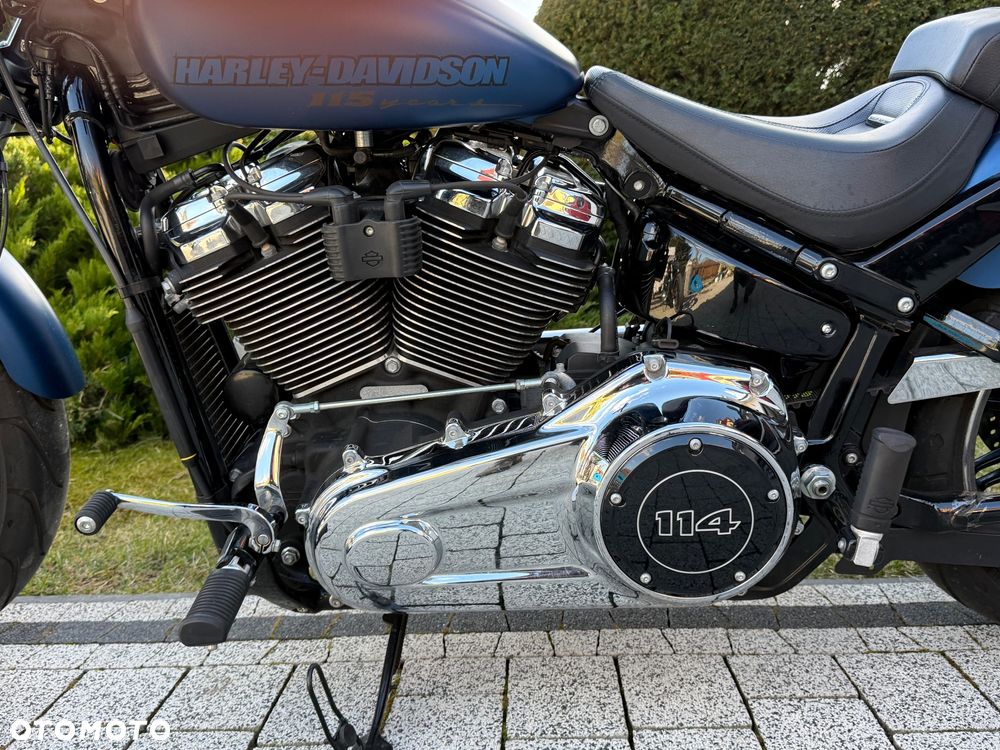 Harley-Davidson Softail Breakout - 14