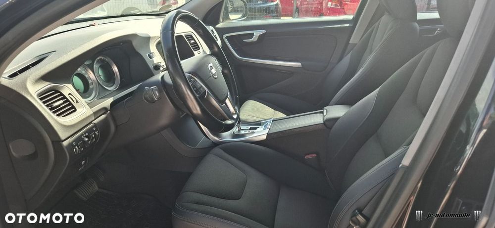 Volvo V60 D4 Geartronic Momentum - 7