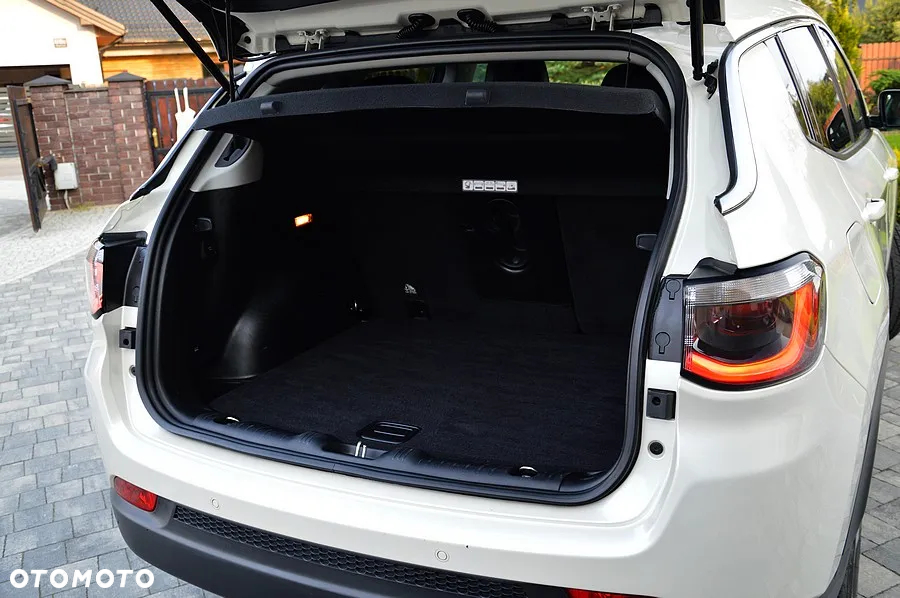 Jeep Compass 2.0 MultiJet Active Drive Automatik Limited - 39
