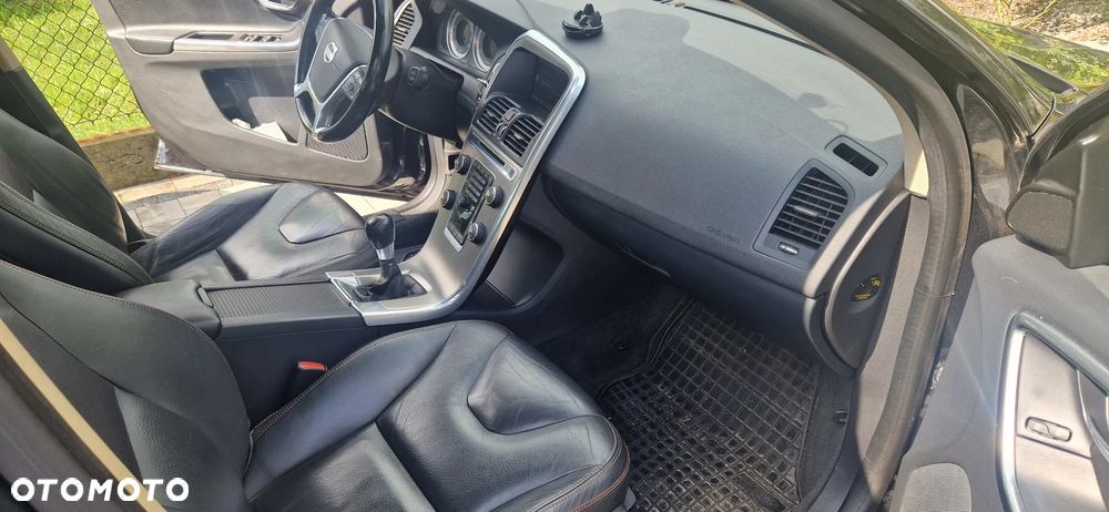 Volvo XC 60 - 10