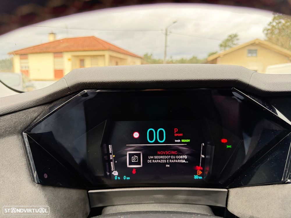 DS DS4 E-Tense Performance Line EAT8 - 12