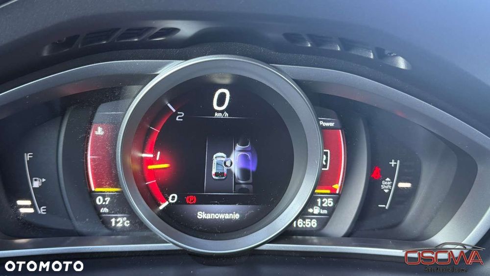Volvo V40 - 22