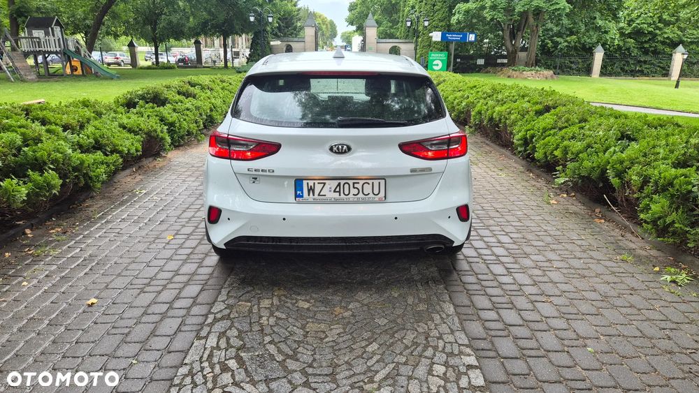 Kia Ceed 1.6 CRDi mHEV L - 7