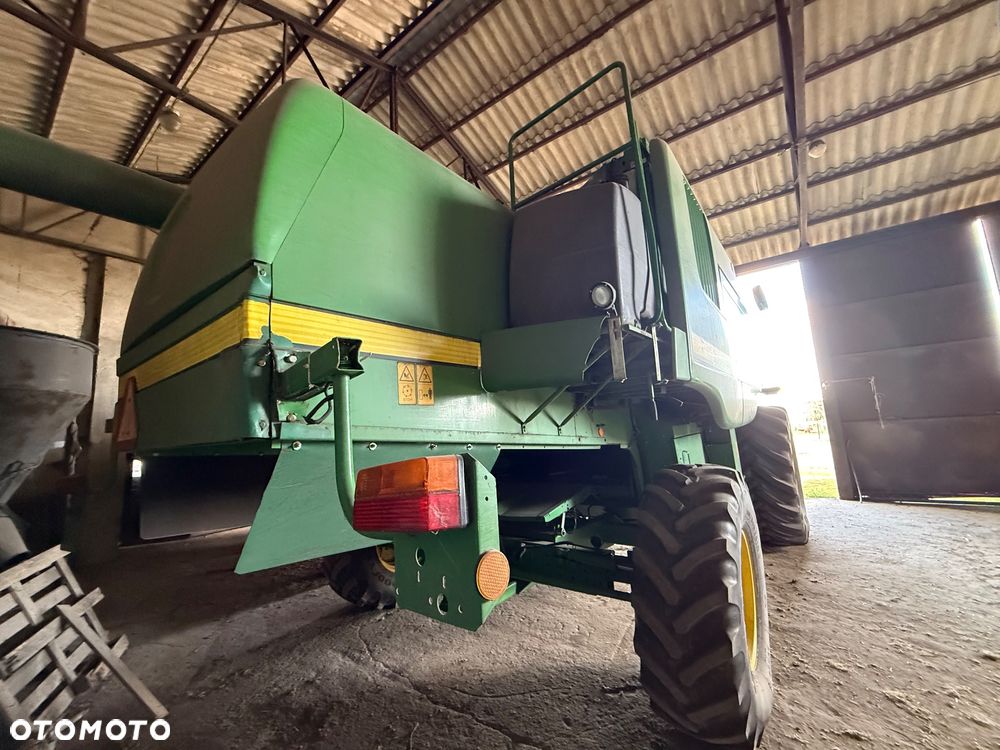 John Deere W650 - 6