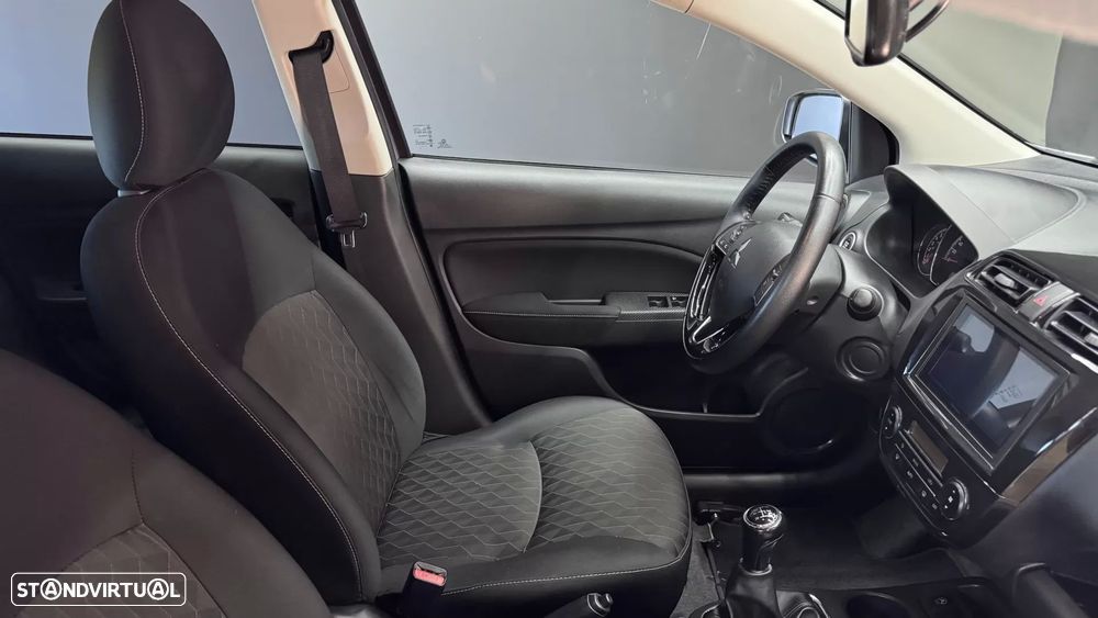 Mitsubishi Space Star 1.2 Intense Connect Edition - 38