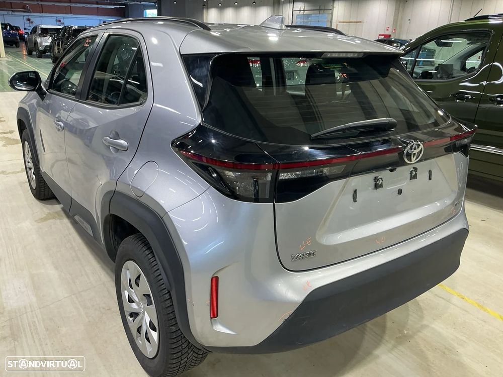 Toyota Yaris Cross 1.5 HDF Comfort Plus - 3