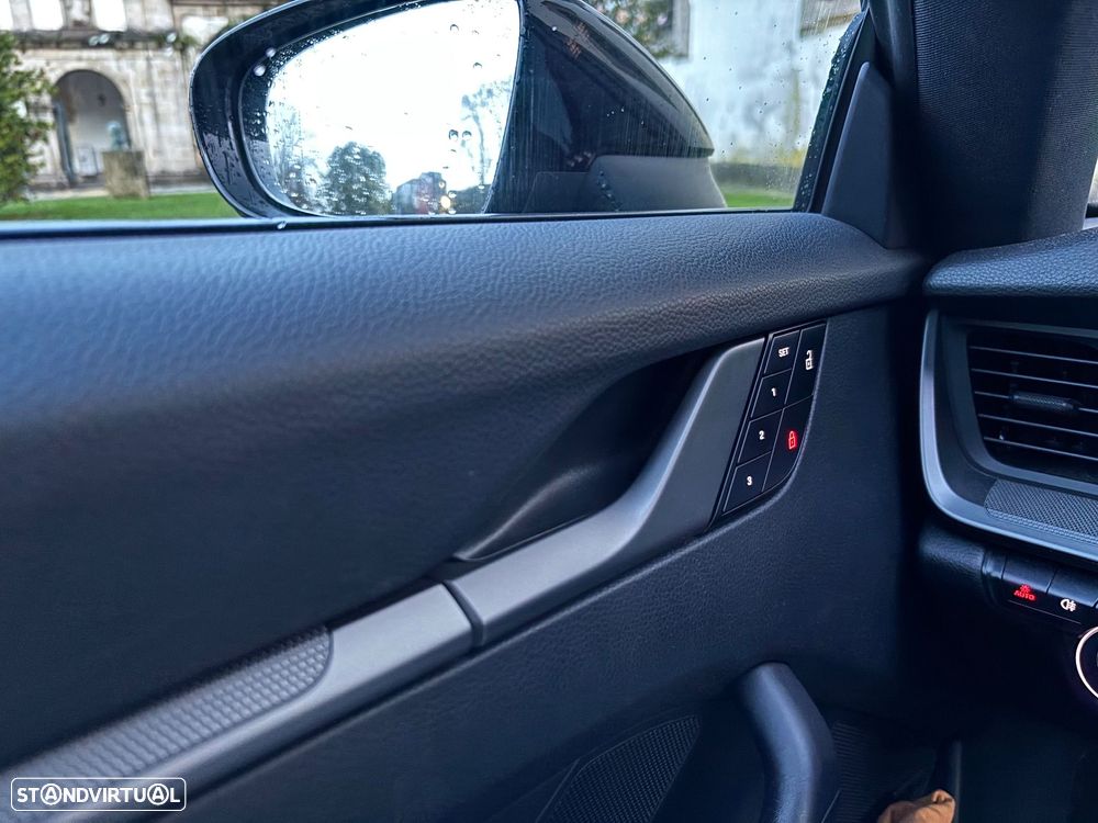 Porsche 911 (992) Carrera PDK - 15